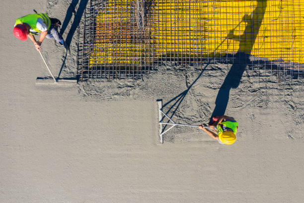 Best Commercial Concrete Services in Pembroke Pines, FL